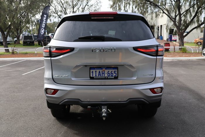 2023 Isuzu MU-X LS-U
