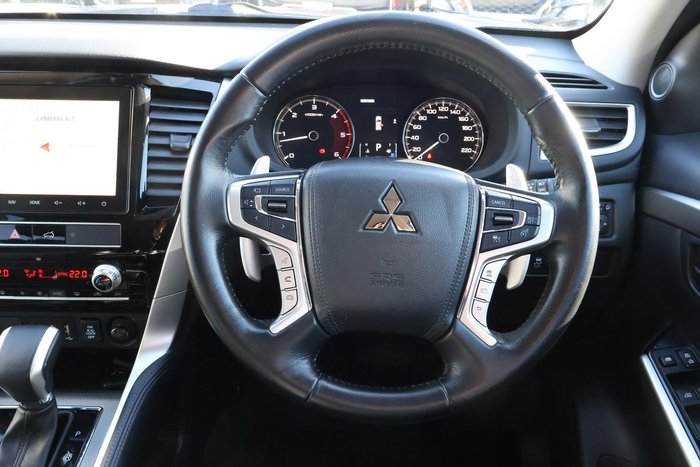 2022 Mitsubishi Pajero Sport GLS