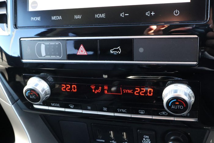 2022 Mitsubishi Pajero Sport GLS