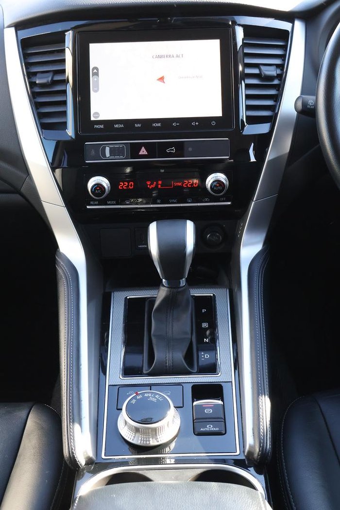 2022 Mitsubishi Pajero Sport GLS