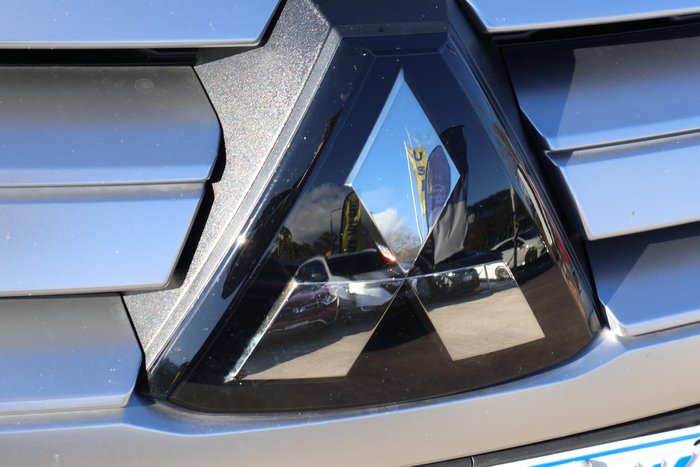2022 Mitsubishi Pajero Sport GLS