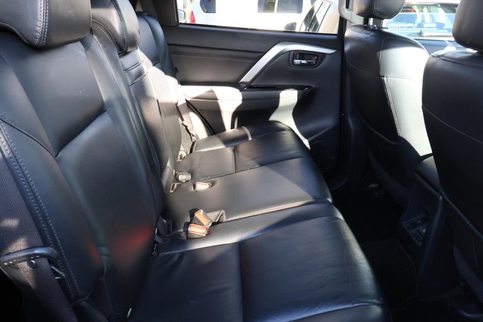 2022 Mitsubishi Pajero Sport GLS