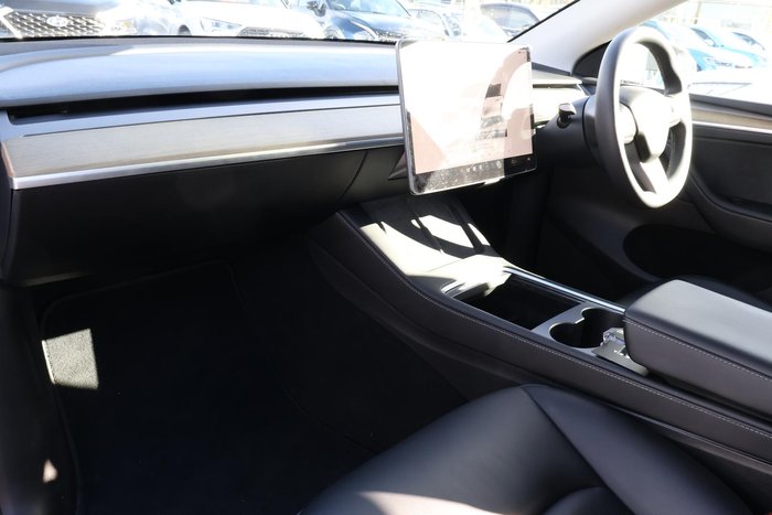 2023 Tesla Model Y Rear-Wheel Drive