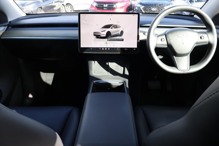 2023 Tesla Model Y Rear-Wheel Drive
