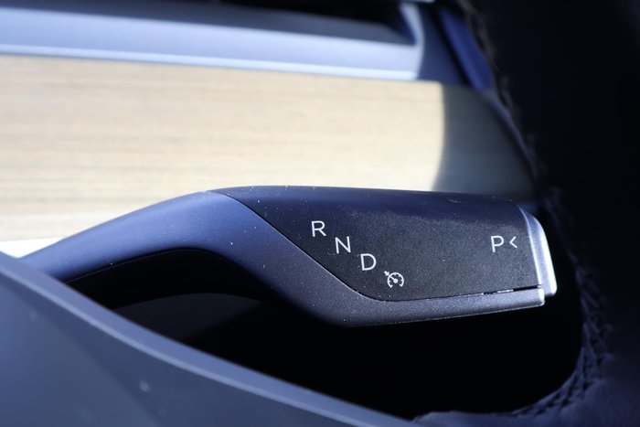 2023 Tesla Model Y Rear-Wheel Drive