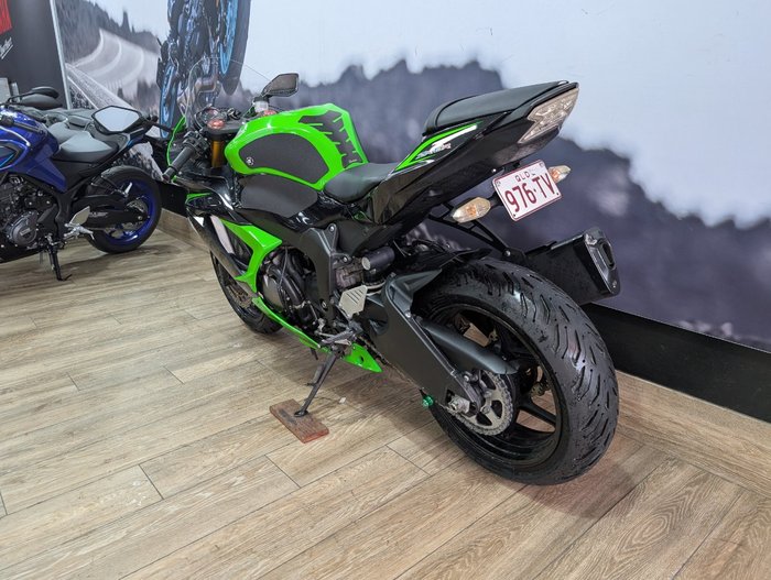2013 Kawasaki ZX-6R (ZX636) NON ABS GREEN