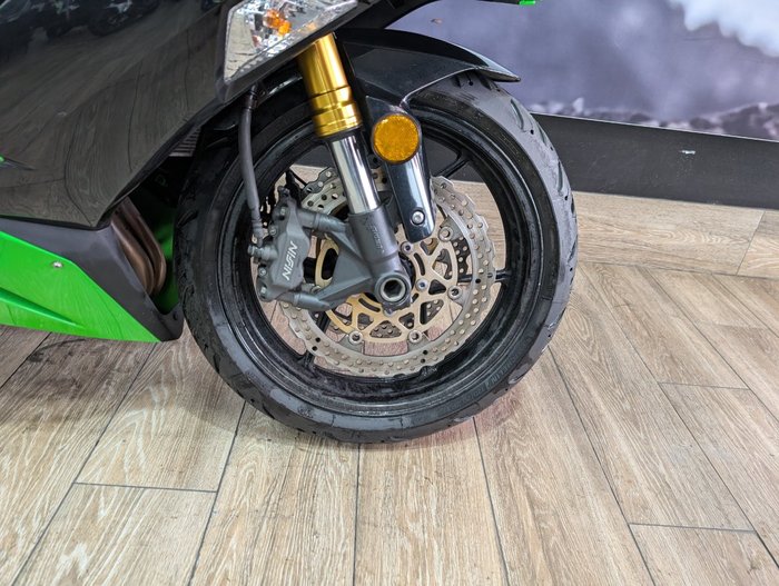 2013 Kawasaki ZX-6R (ZX636) NON ABS GREEN