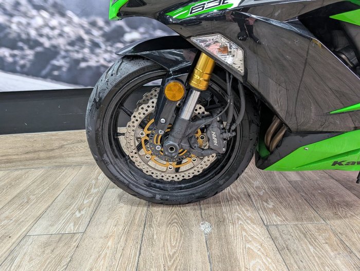 2013 Kawasaki ZX-6R (ZX636) NON ABS GREEN