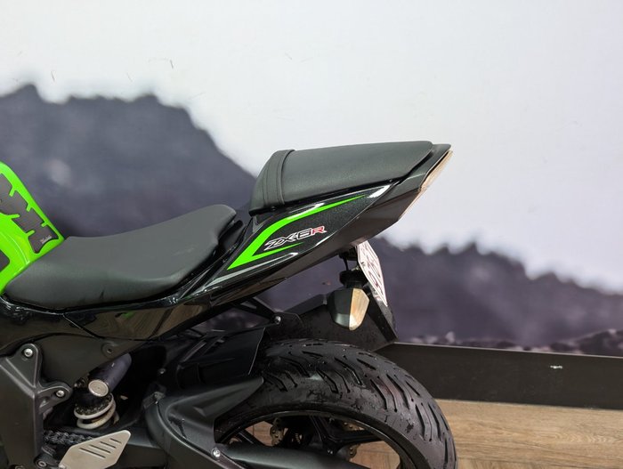 2013 Kawasaki ZX-6R (ZX636) NON ABS GREEN