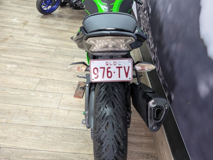 2013 Kawasaki ZX-6R (ZX636) NON ABS GREEN