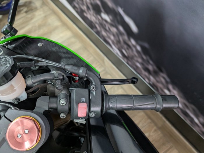 2013 Kawasaki ZX-6R (ZX636) NON ABS GREEN