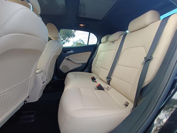 2018 Mercedes-Benz GLA-Class GLA180