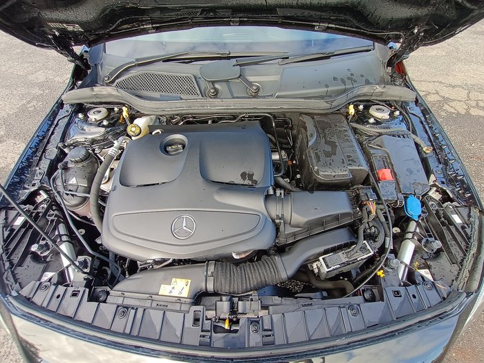 2018 Mercedes-Benz GLA-Class GLA180