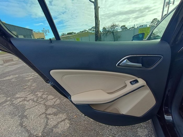 2018 Mercedes-Benz GLA-Class GLA180