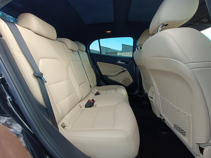 2018 Mercedes-Benz GLA-Class GLA180