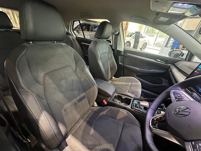 2026 Volkswagen Golf 110TSI Style