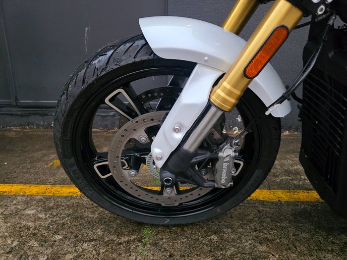 2025 Indian SCOUT 101 LIMITED GHOST WHITE METALLIC
