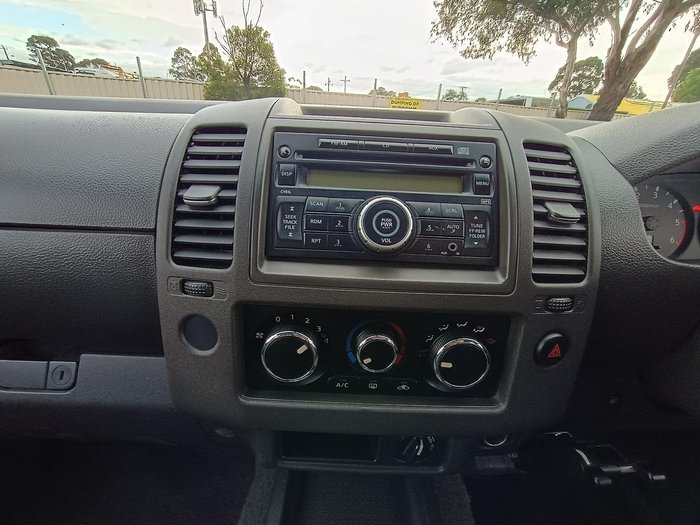 2014 Nissan Navara Silverline SE
