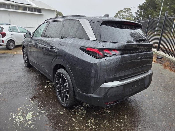 2025 Peugeot 5008 GT Premium Hybrid