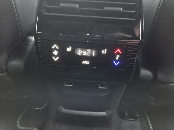 2025 Peugeot 5008 GT Premium Hybrid
