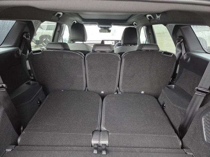 2025 Peugeot 5008 GT Premium Hybrid