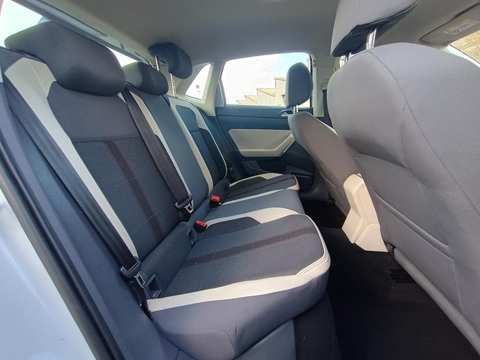 2018 Volkswagen Polo beats