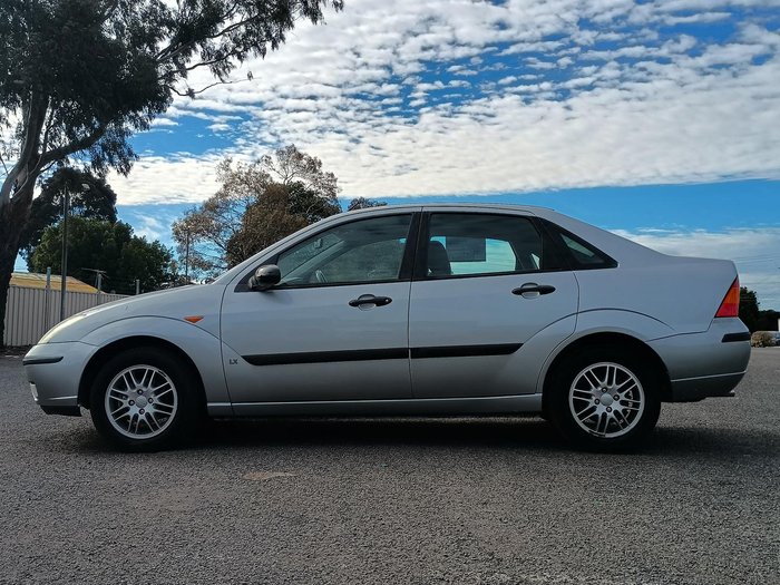2004 Ford Focus LX
