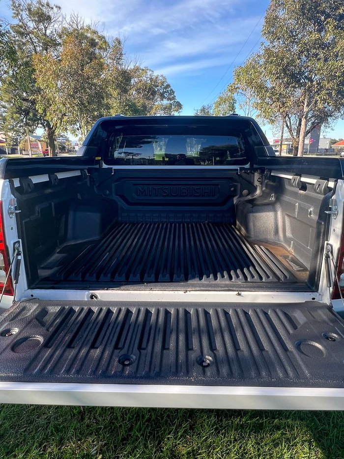 2025 Mitsubishi Triton GSR MV MY25 4X4 Dual Range White Diamond