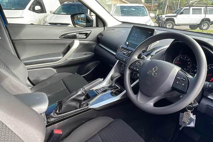 2023 Mitsubishi Eclipse Cross ES