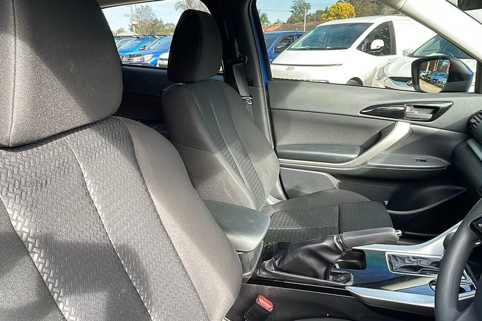 2023 Mitsubishi Eclipse Cross ES