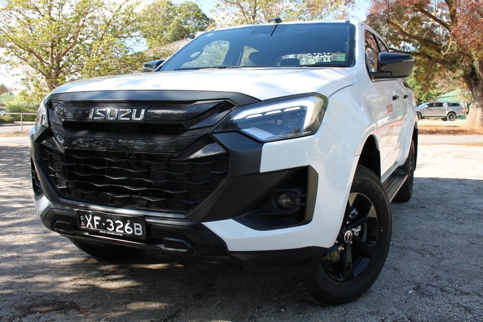 2025 Isuzu D-MAX X-RIDER