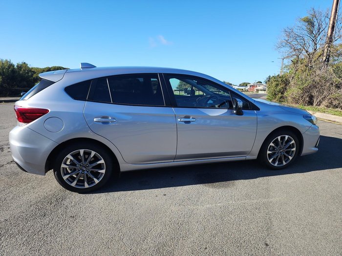 2022 Subaru Impreza 2.0i Premium