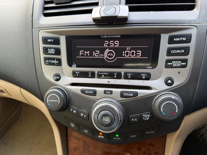 2005 Honda Accord VTi 7th Gen Nighthawk Black