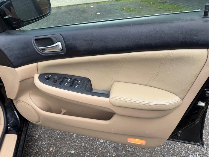 2005 Honda Accord VTi 7th Gen Nighthawk Black