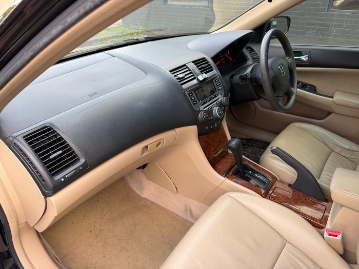 2005 Honda Accord VTi 7th Gen Nighthawk Black
