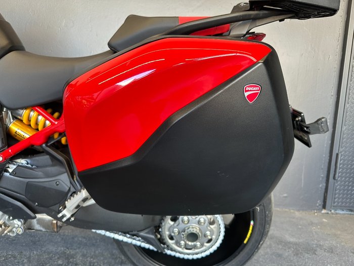 2022 Ducati MULTISTRADA V4 PIKES PEAK R