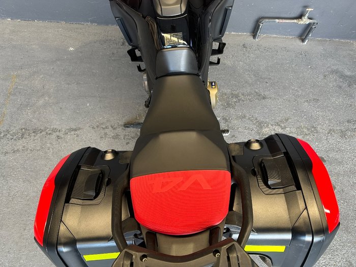 2022 Ducati MULTISTRADA V4 PIKES PEAK R