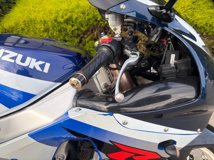 2002 Suzuki GSX-R1000