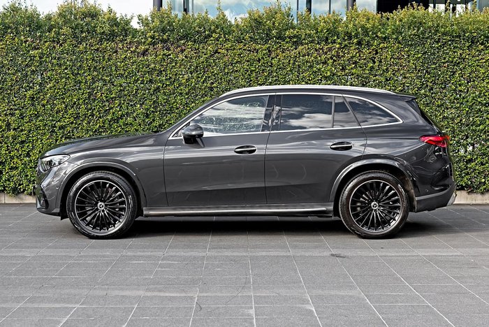 2023 Mercedes-Benz GLC-Class GLC300