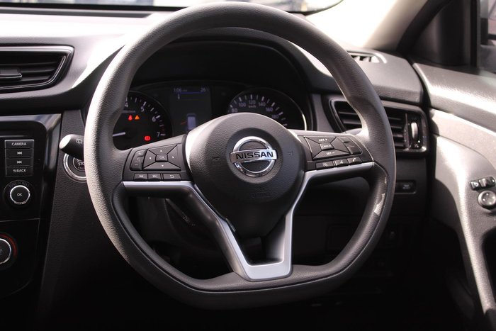 2022 Nissan X-TRAIL ST+