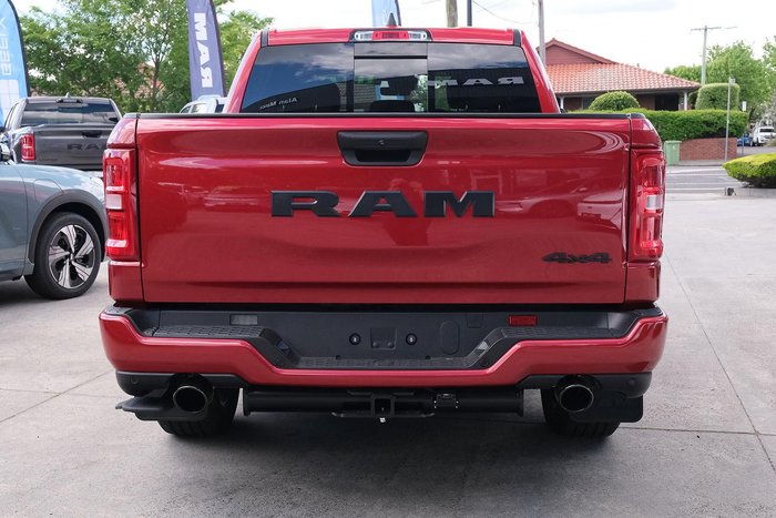 2026 RAM 1500 Express Black Edition Hurricane SO