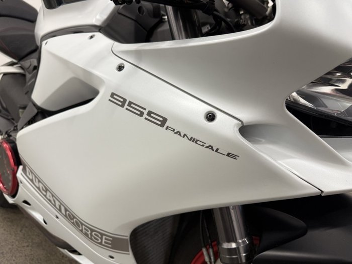 2017 DUCATI 959 PANIGALE (WHITE) White