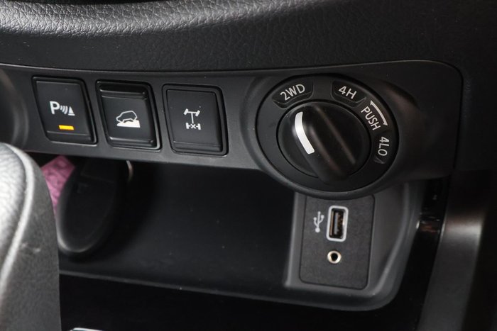 2024 Nissan Navara PRO-4X
