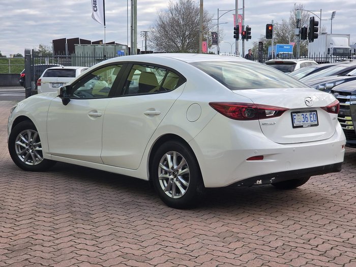 2016 Mazda 3 Neo