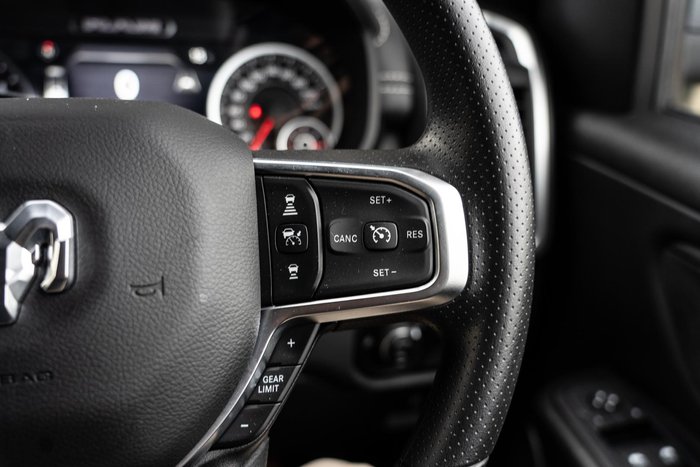 2026 RAM 1500 Express Black Edition Hurricane SO