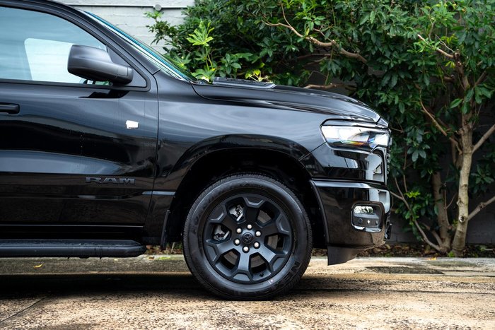 2026 RAM 1500 Express Black Edition Hurricane SO