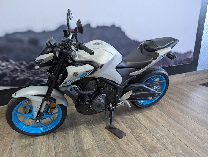 2025 Yamaha 2025 Yamaha 300CC MT-03 GREY