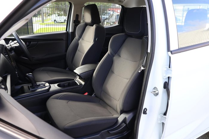 2022 Isuzu D-MAX 12