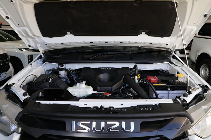 2022 Isuzu D-MAX 24