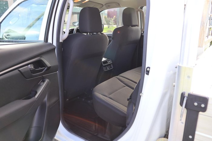 2022 Isuzu D-MAX 13